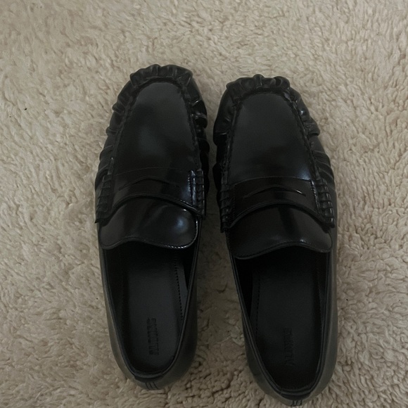 ALOHAS Women’s Leather Cow Hide Black Slip-On Loafers - Picture 2 of 6